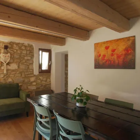 Amazing In Castelletta With Wifi * Precicchie